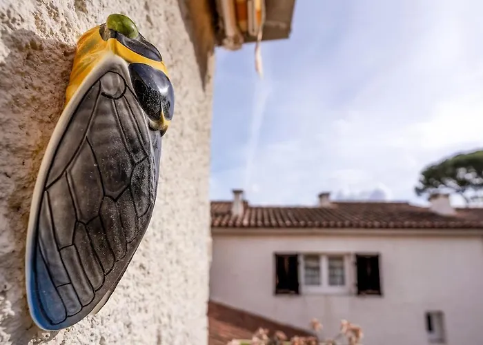 L'echappee Bleue アパート