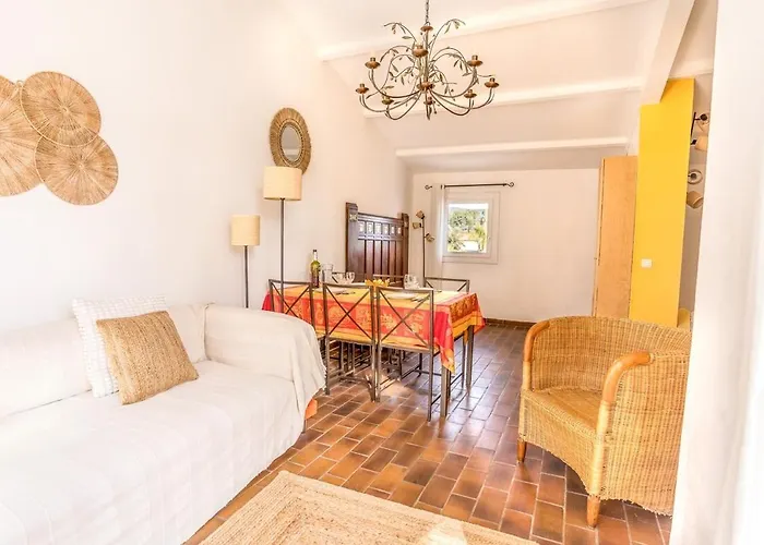 L'echappee Bleue サン・シル・シュル・メール