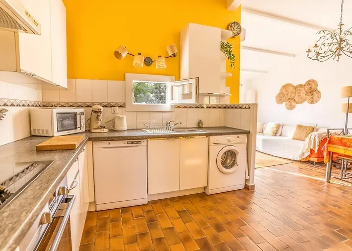 L'echappee Bleue * サン・シル・シュル・メール