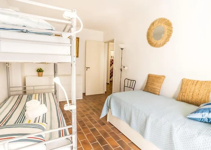 L'echappee Bleue サン・シル・シュル・メール